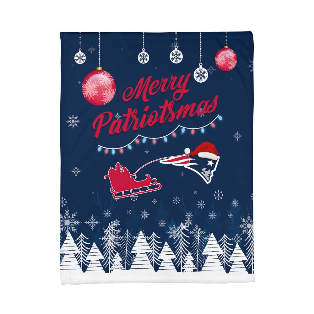 New England Patriots | Premium Christmas Fleece Blanket & Throw Pillow Combo MM
